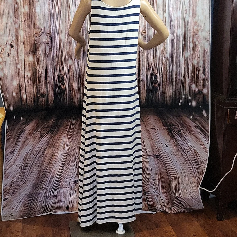 Garnet Hill Women's Sleeveless Navy & Cream Striped Maxi Dress Size M - Picture 8 of 12